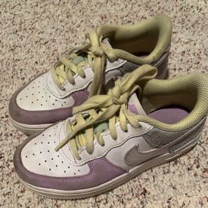 Girls Nike size 12